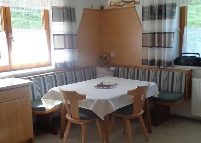 Bergblick Apartman *